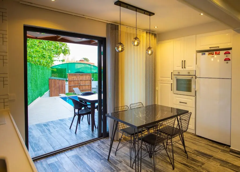 Kitchen area
